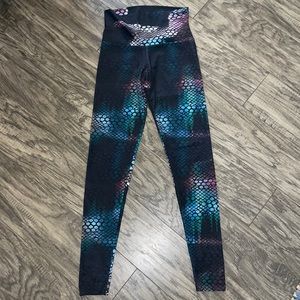 Onzie yoga pants